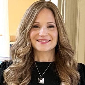 UMSV’s Online M.S. Program Empowers Educator Amy Samson To Fulfill Her Dream 